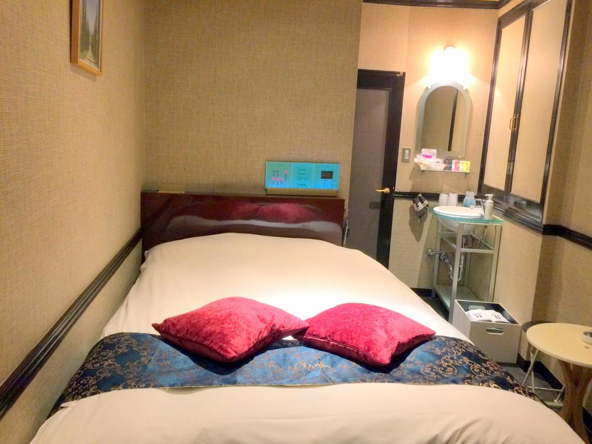 Hotel U Tokyo Esterno foto