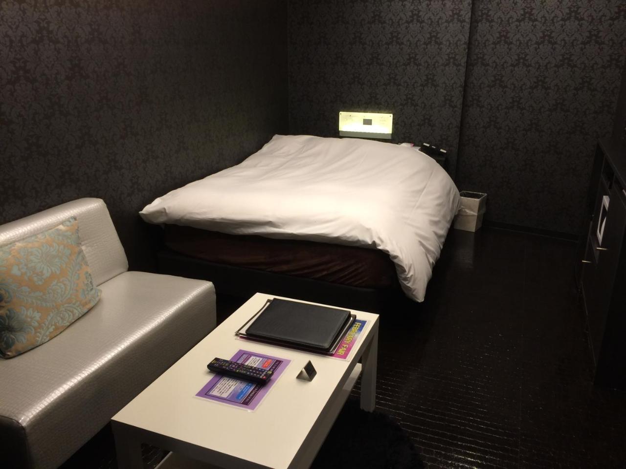 Hotel U Tokyo Esterno foto